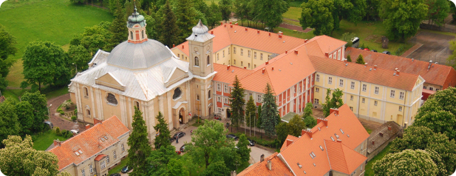Kościół parafialny wraz z zabudowaniami poklasztornymi w Owińskach 